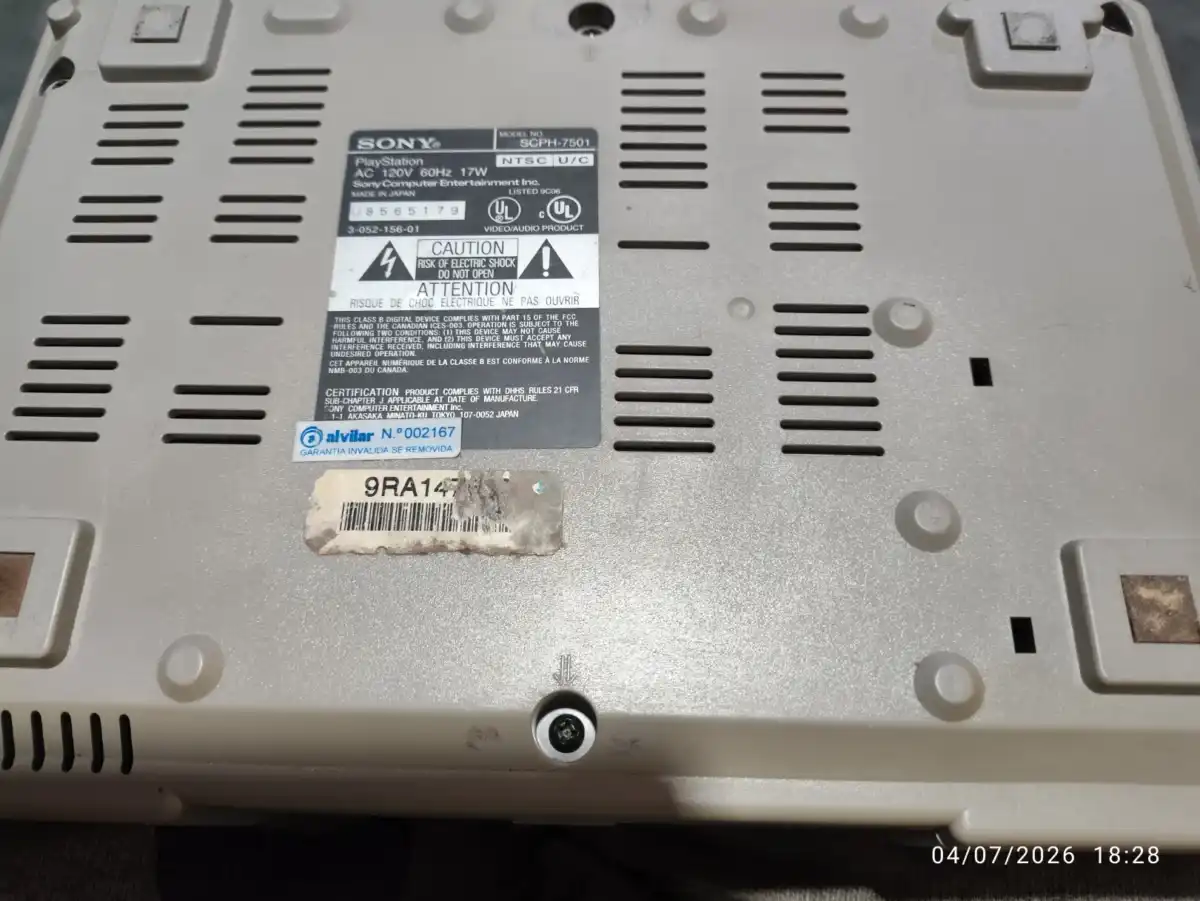 KF/ PLAYSTATION 1 FAT DESBLOQUEADO 165,00 SEGUIDOS DE 12,00