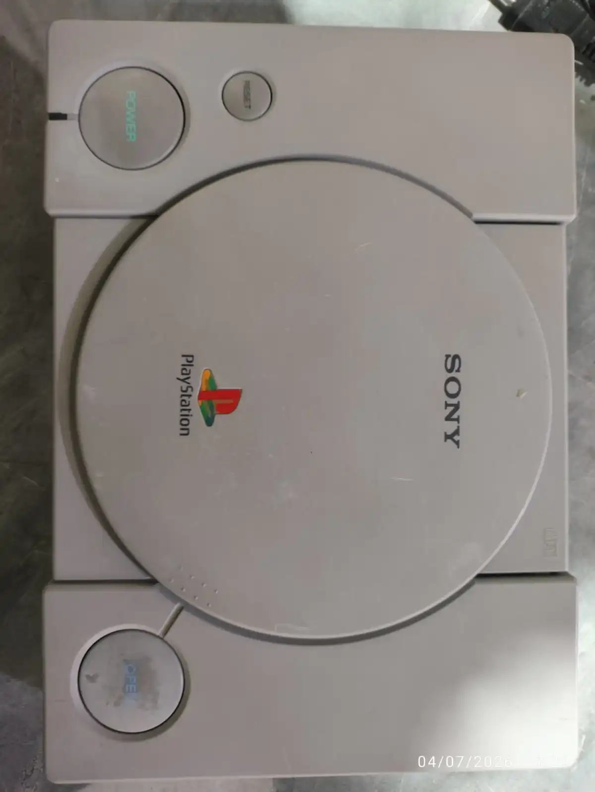 KF/ PLAYSTATION 1 FAT DESBLOQUEADO 165,00 SEGUIDOS DE 12,00