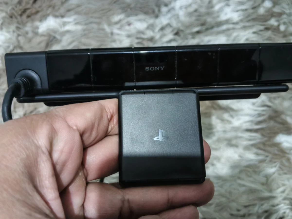 E7/ ORIGINAL PS4 CAMERA 147,00 SEGUIDOS DE 15,00