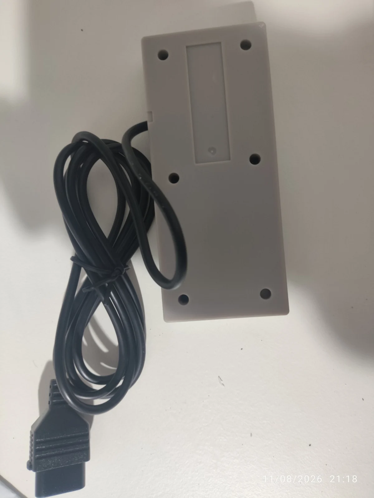 PS/ k******es /CONTROLE NES NINTENDINHO! ZERADO 25,00 SEGUIDOS DE 5,00