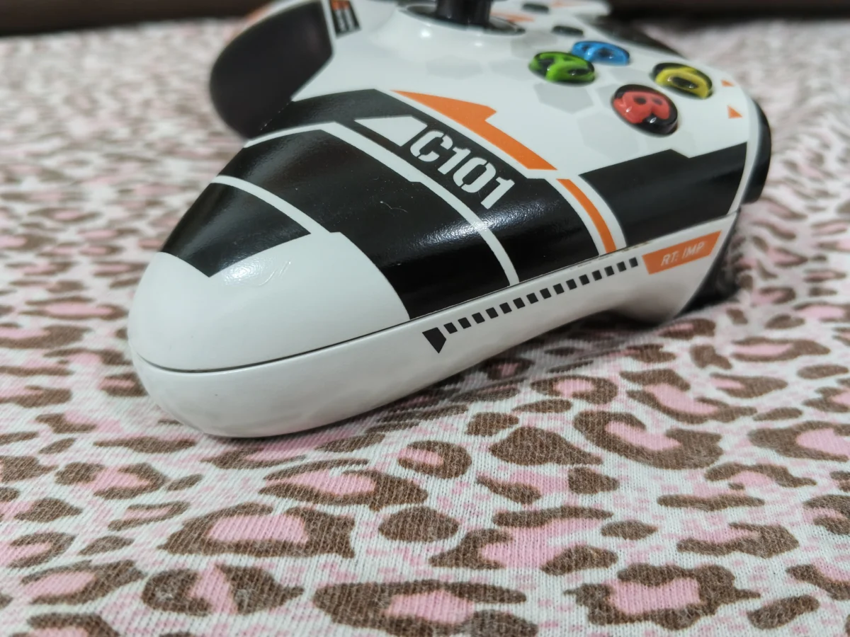 E7/ ORIGINAL LIMITADA TITANFALL 237,00 SEGUIDOS DE 20,00