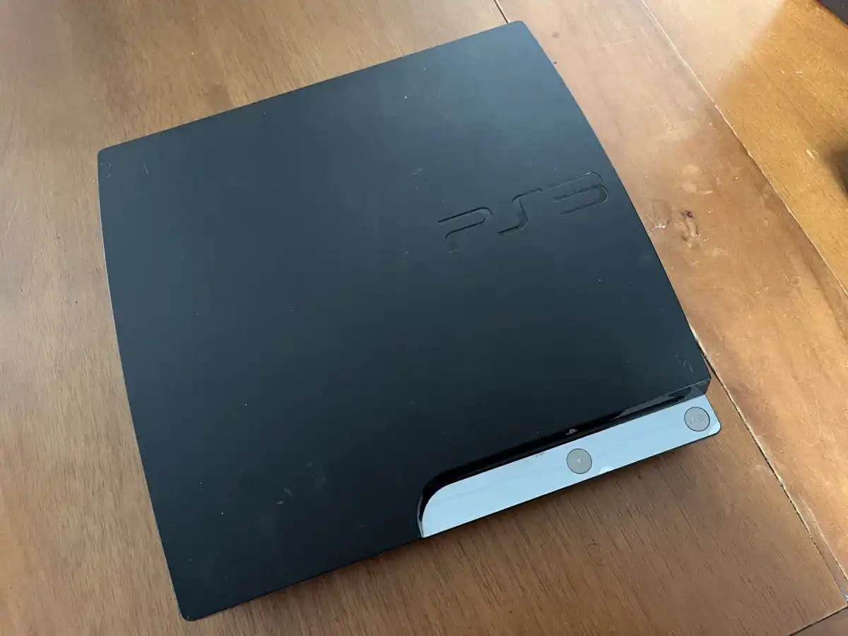 CX/ PLAYSTATIO 3! SONY! 197,00 SEGUIDOS DE 23,00