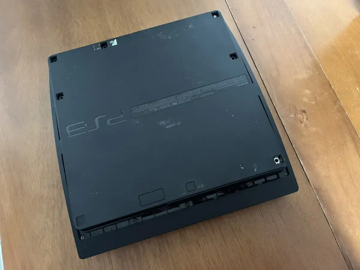 CX/ PLAYSTATIO 3! SONY! 197,00 SEGUIDOS DE 23,00