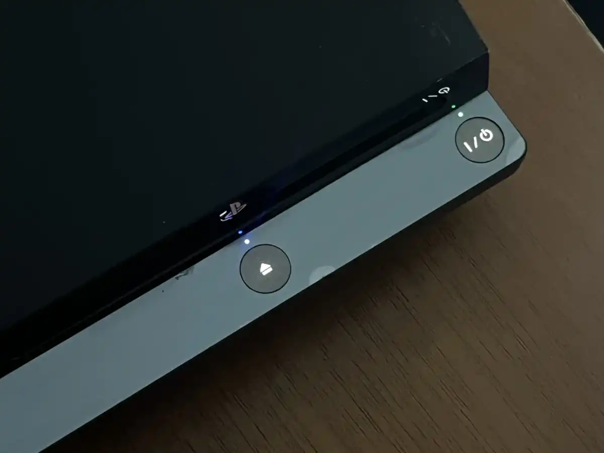 CX/ PLAYSTATIO 3! SONY! 197,00 SEGUIDOS DE 23,00