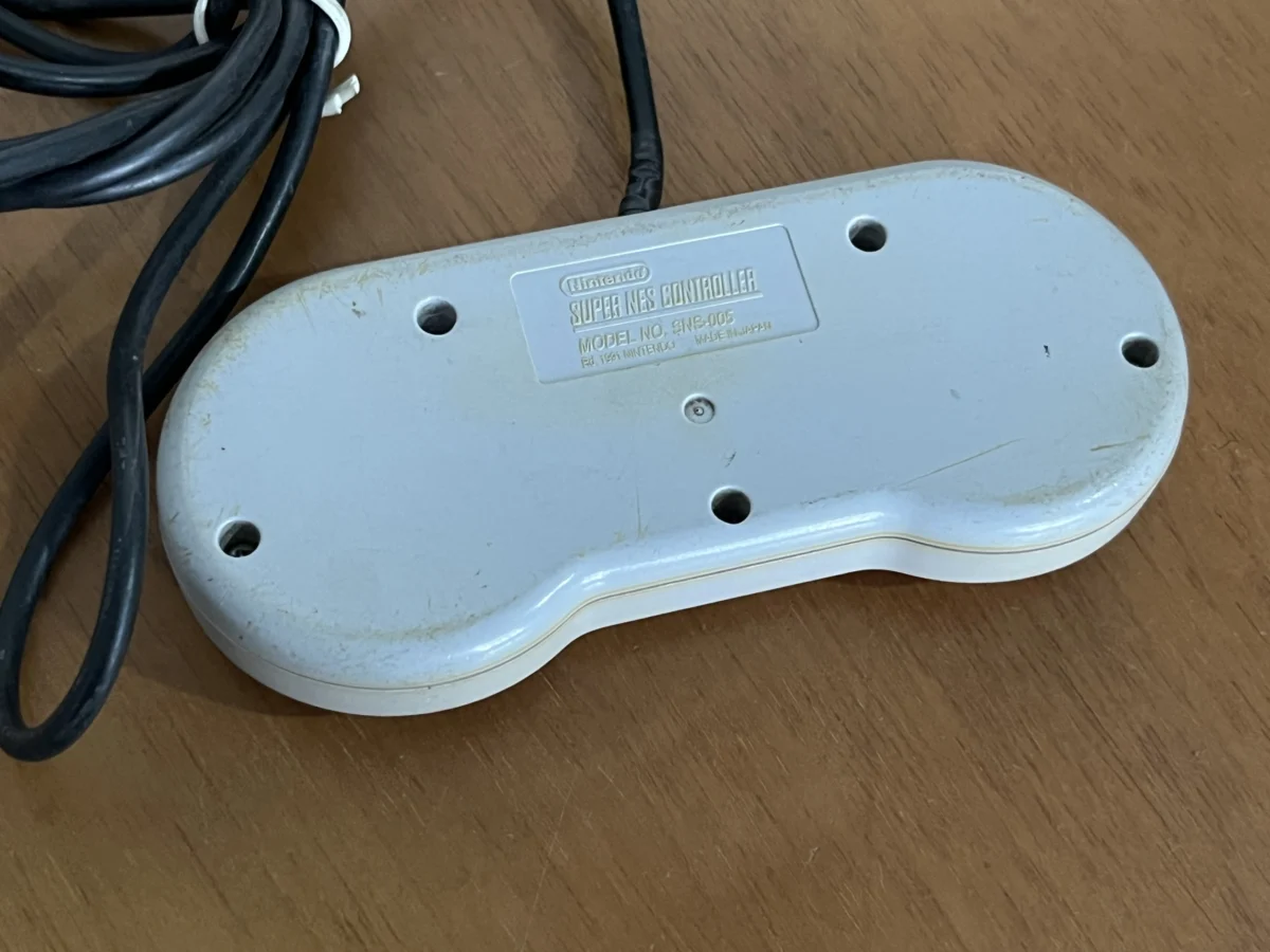 CX/ ORIGINAL CONTROLE SNES! 47,00 SEGUIDOS DE 9,00
