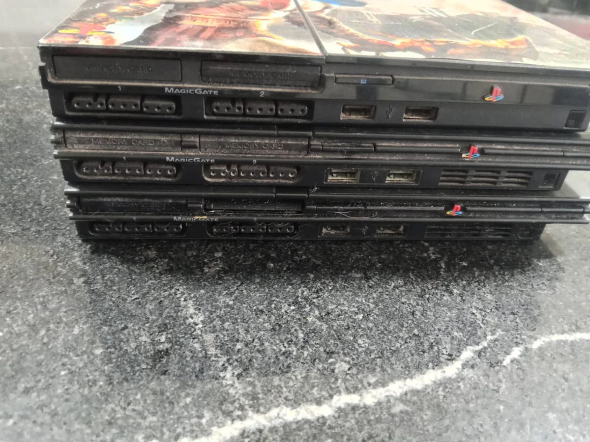 CX/ W***eo /LOTE DE PLAYSTATION SLIM! 137,00 SEGUIDOS DE 9,00