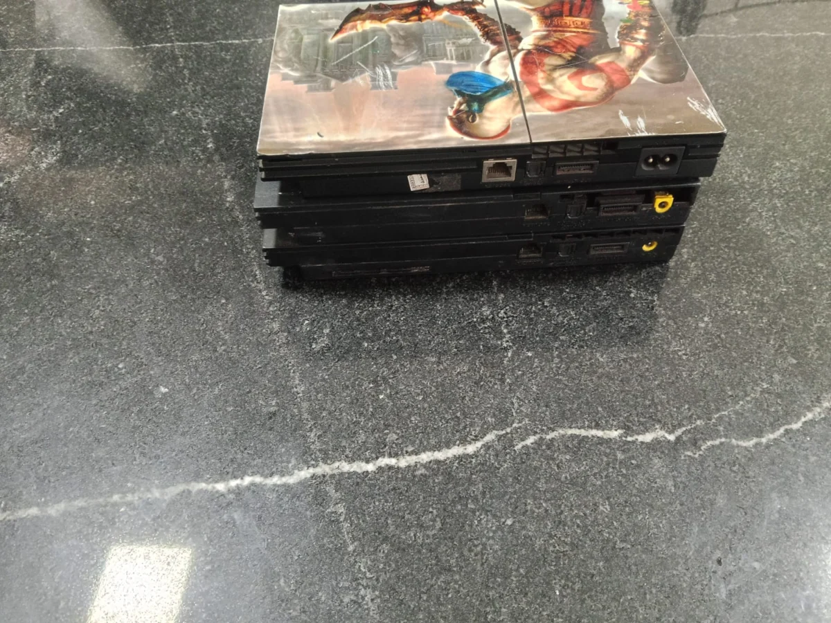 CX/ W***eo /LOTE DE PLAYSTATION SLIM! 137,00 SEGUIDOS DE 9,00