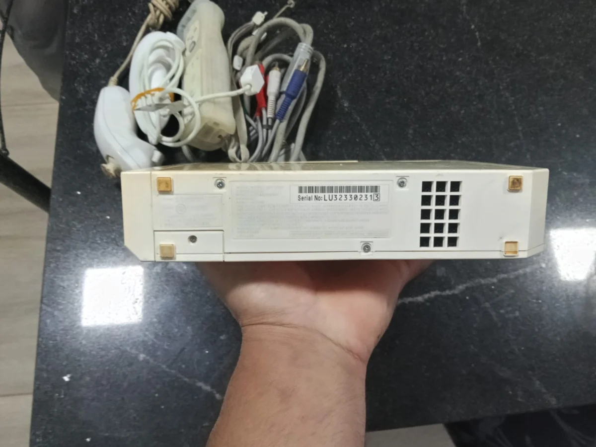 CX/ S***il /NINTENDO WII E ACESSÓRIOS! 119,00 SEGUIDOS DE 17,00