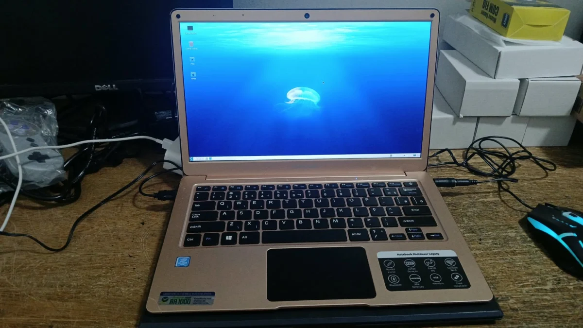 CL/ NOTEBOOK MULTILASER LEGACY  159,00 SEGUIDOS 38,00