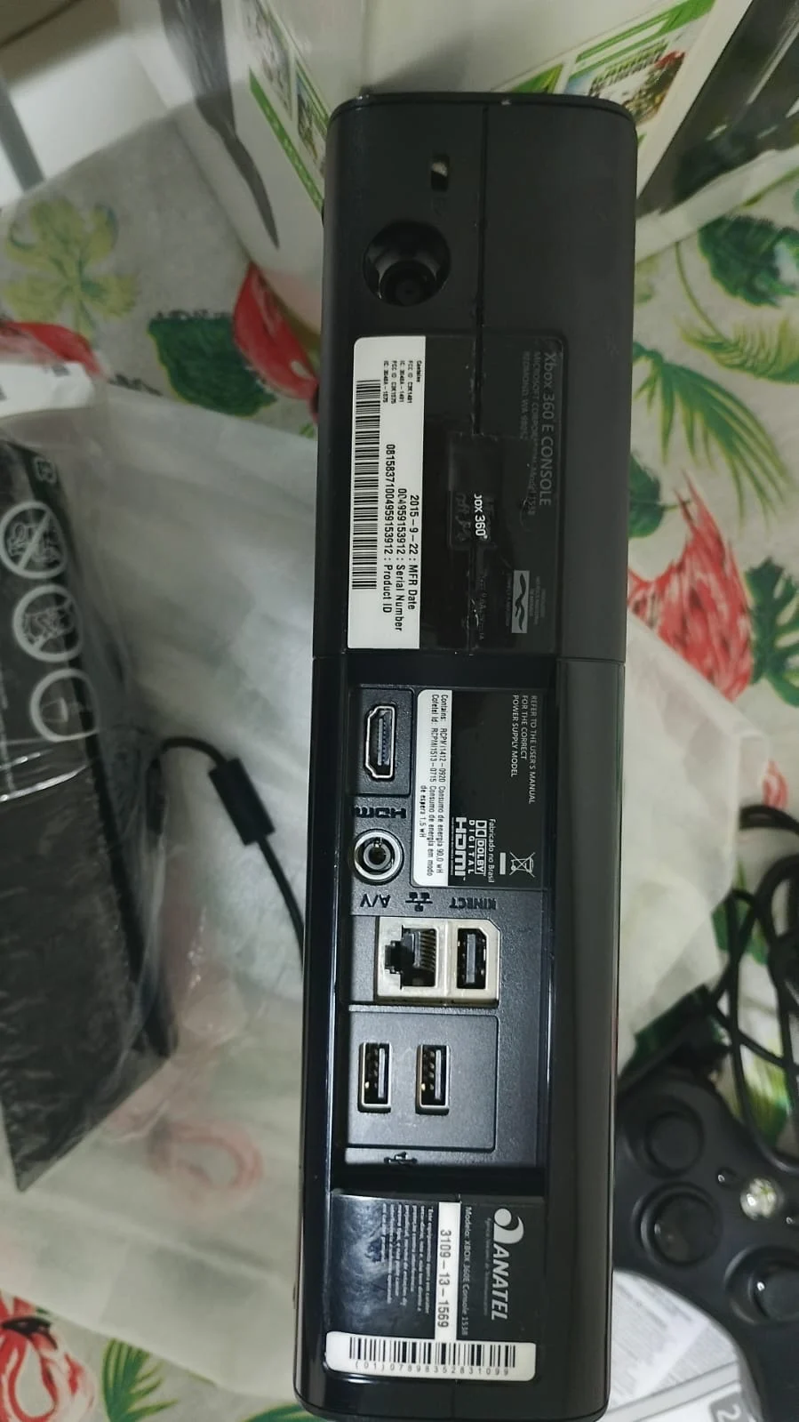 CX/ LINDO XBOX 360 NA CAIXA! COMPLETO! FUNCIONANDO 100%! TOP! 207,00 SEGUIDOS DE 43,00