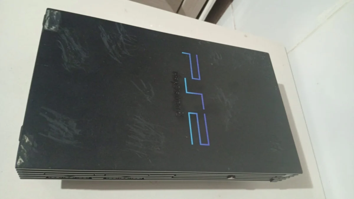 CX/ PLAYSTATION 2 FAT! SONY! 77,00 SEGUIDOS DE 9,00