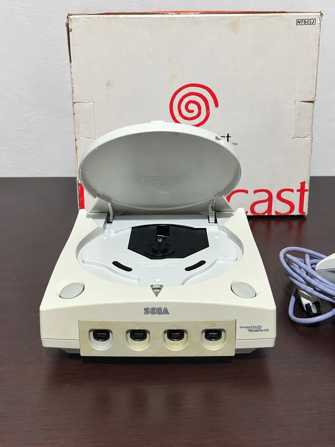 CX/ R***el S**ra /DREAMCAST! CONSOLE TOP! CAIXA, MANUAIS, BERÇO, ACESSÓRIOS! 787,00 SEGUIDOS DE 47,00