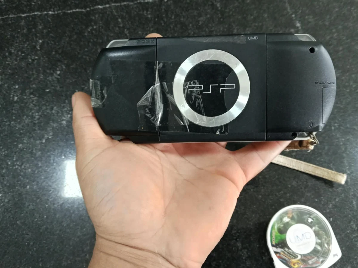 CX/ L******DO /SONY PSP DESBLOQUEADO!  FUNCIONANDO!  97,00 SEGUIDOS DE 12,00