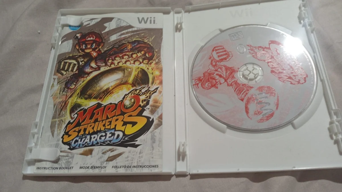 CX/ C*****JM /ORIGINAL! MARIO STRIKERS CHARGED! NINTENDO WII! 38,00 SEGUIDOS DE 8,00