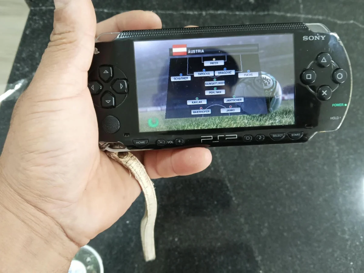 CX/ L******DO /SONY PSP DESBLOQUEADO!  FUNCIONANDO!  97,00 SEGUIDOS DE 12,00