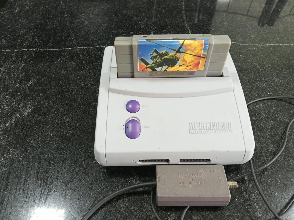 CX/ P******ot /SUPER NINTENDO 100%! TOP! + ACESSÓRIOS! 99,00 SEGUIDOS DE 9,00