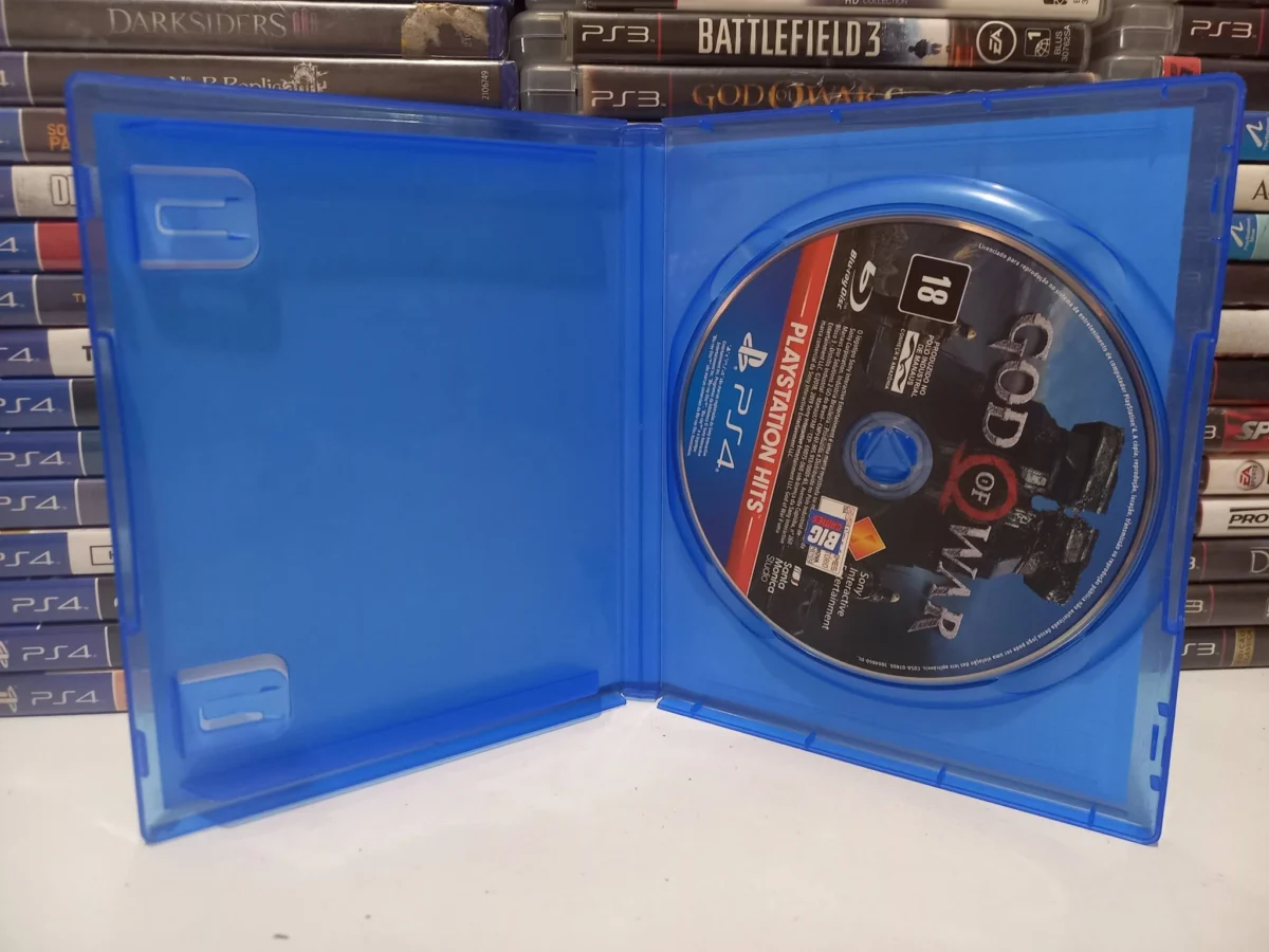 KF/ R***el S**ra /GOD OF WAR PS4 49,00 SEGUIDOS DE 6,00