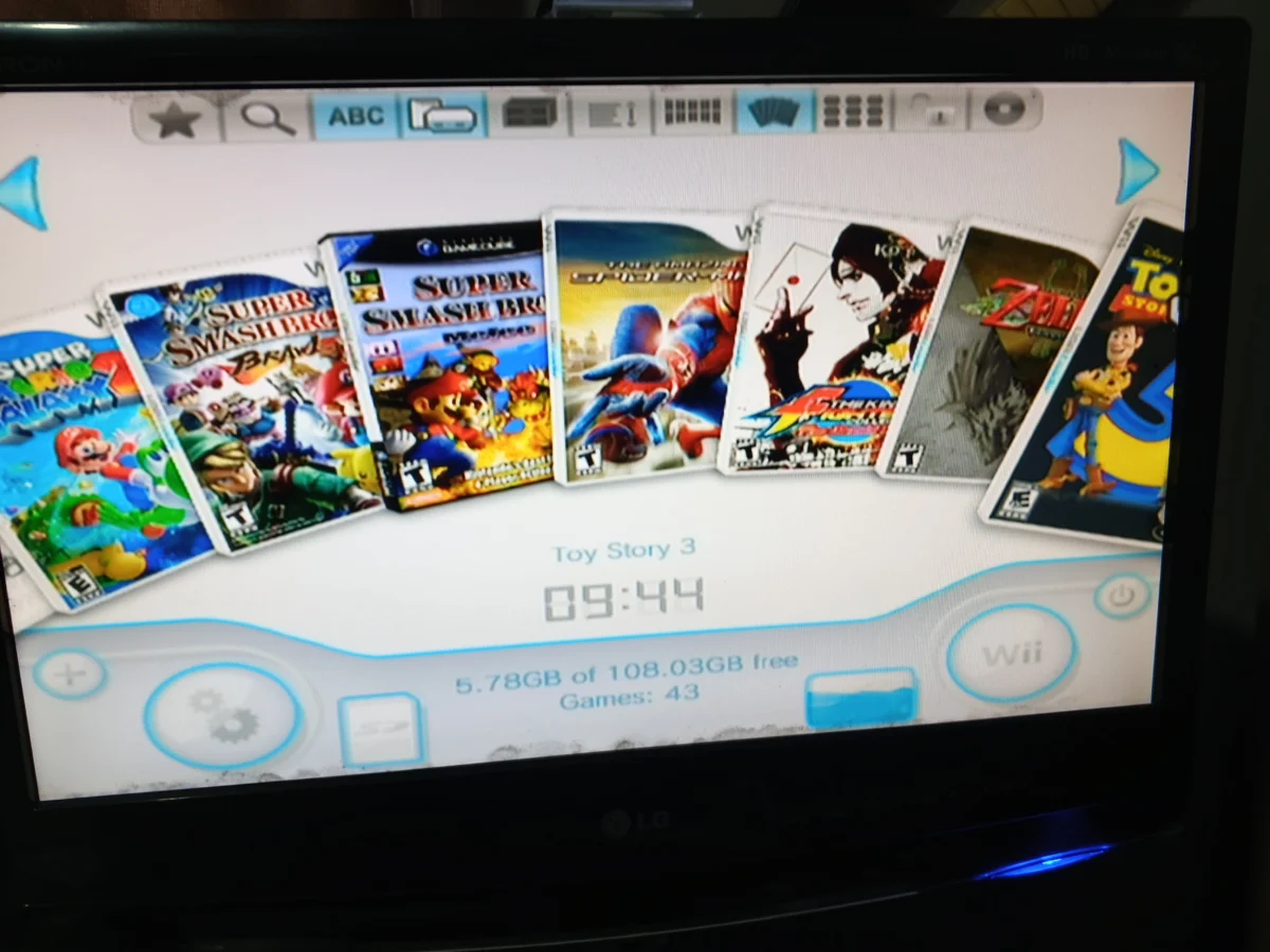 E7/ R***el S**ra /NINTENDO WII BLACK TUNADO COM EMULADORES E JOGOS  350,00 SEGUIDOS DE 20,00
