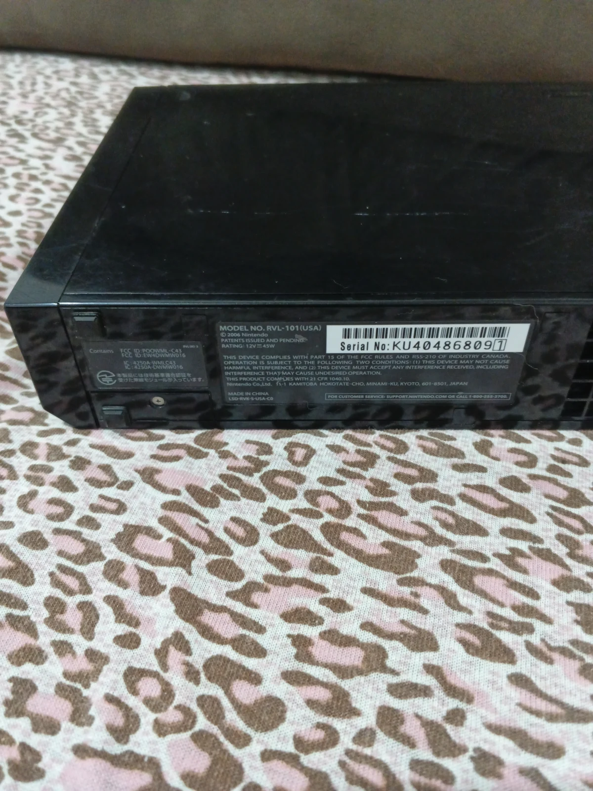 E7/ R***el S**ra /NINTENDO WII BLACK TUNADO COM EMULADORES E JOGOS  350,00 SEGUIDOS DE 20,00