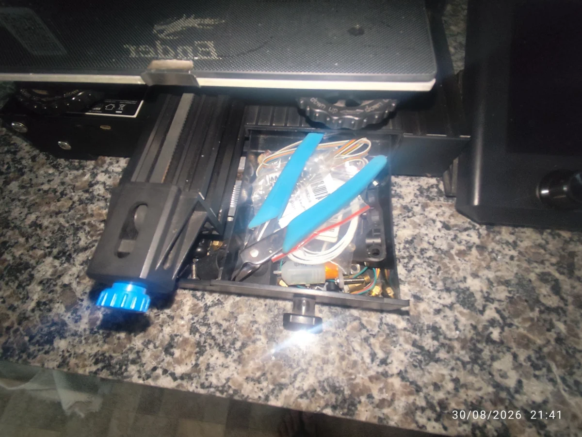 PS/ IMPRESSORA 3D CREALITY ENDER-3 V2 – EXCELENTE OPORTUNIDADE! - Imagem 4