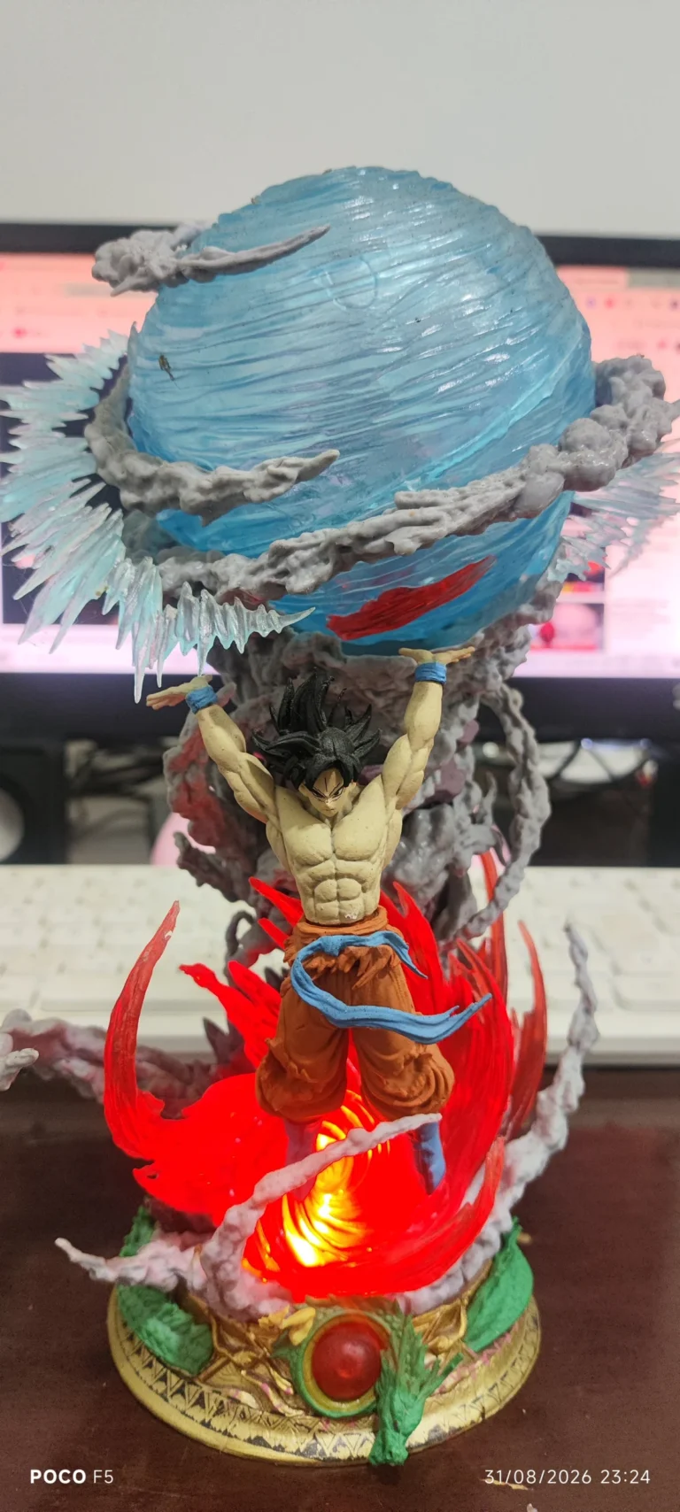 ESTATUETA GOKU 22CM