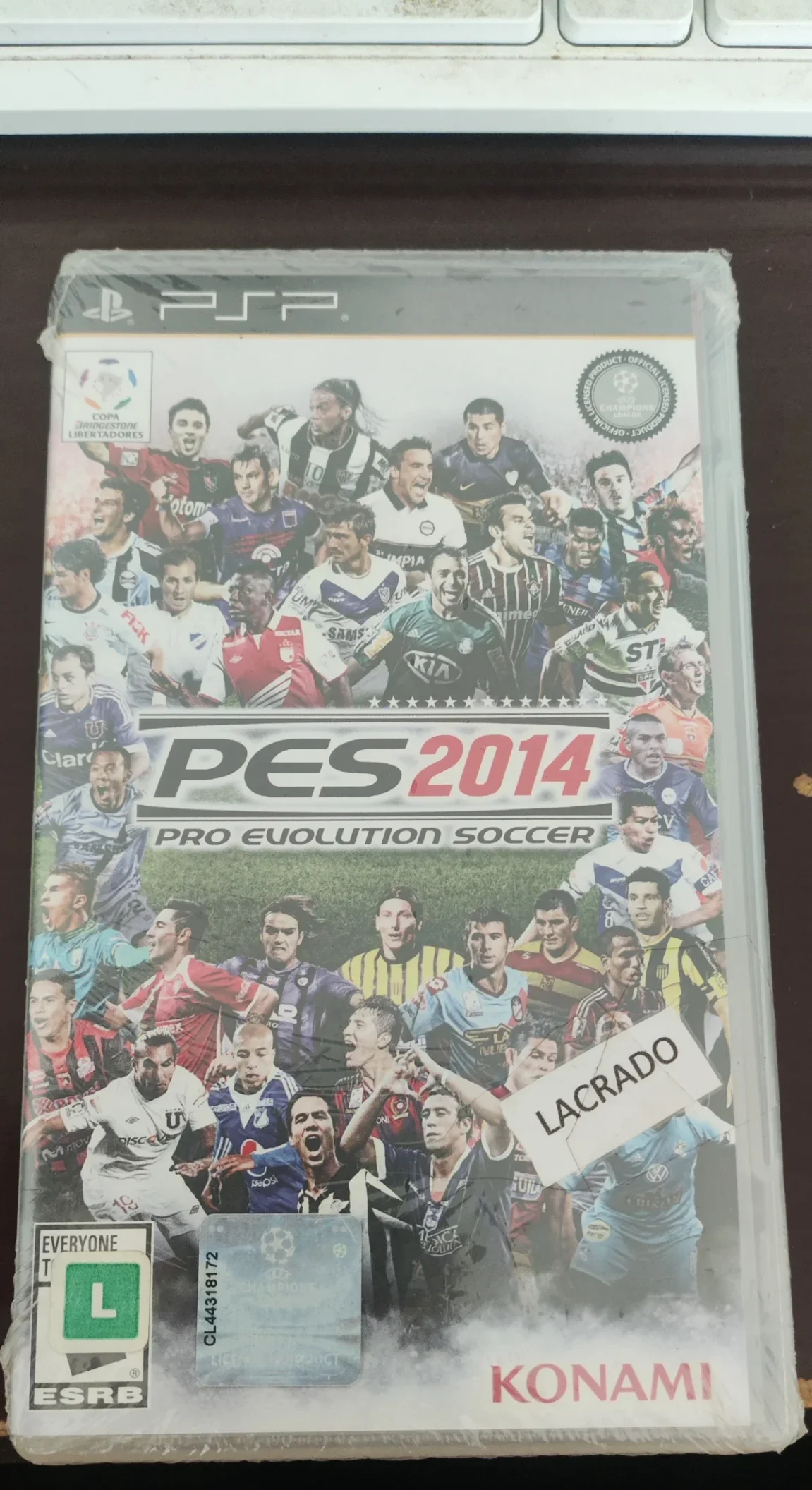 KF/ PES 2014 PSP LACRADO RARO 38,00 SEGUIDOS DE 6,00