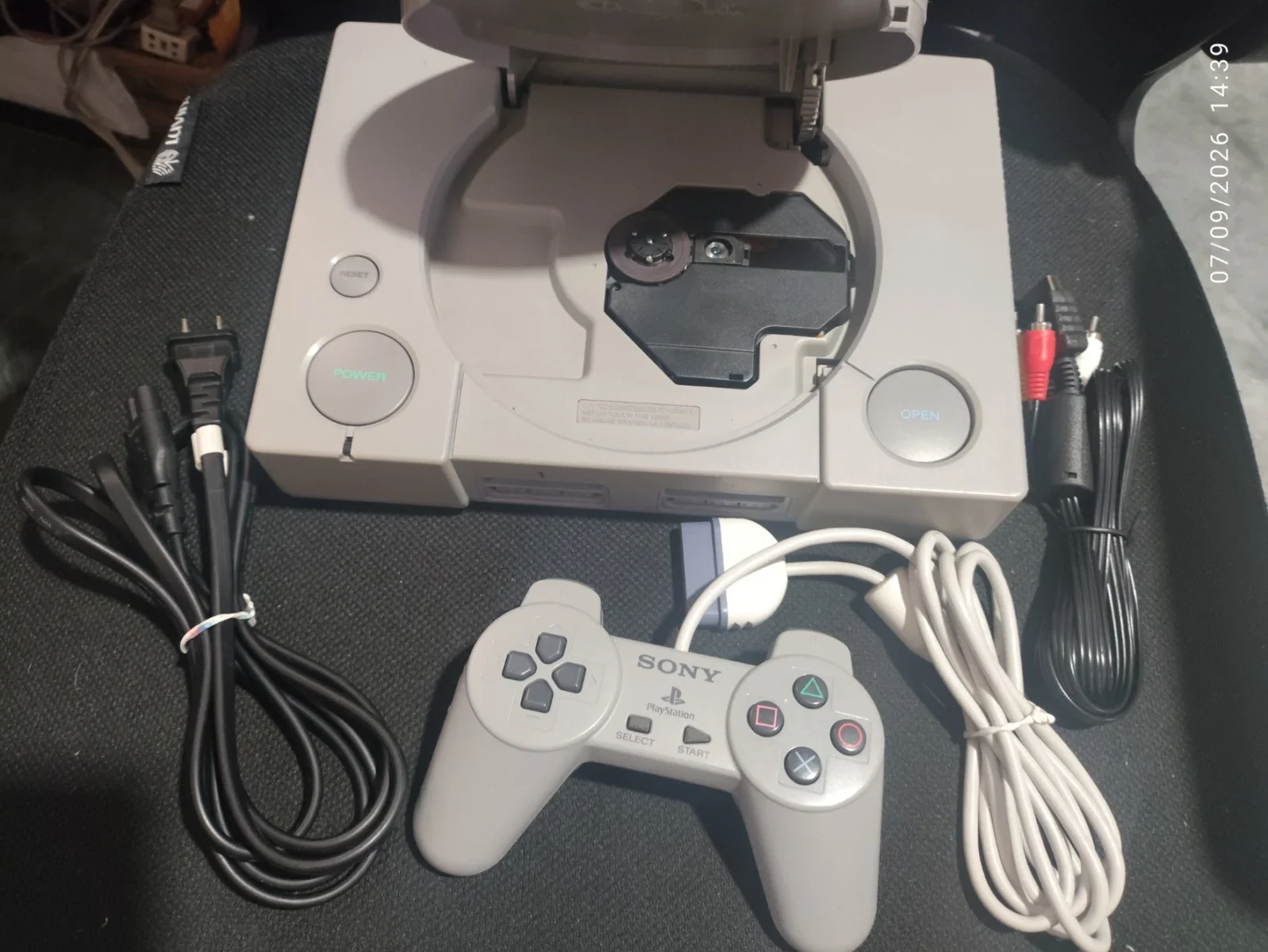 PS/ r****33 /PLAYSTATION 1 FAT FUNCIONANDO 100% TOP 399 SEGUIDOS DE 17,00