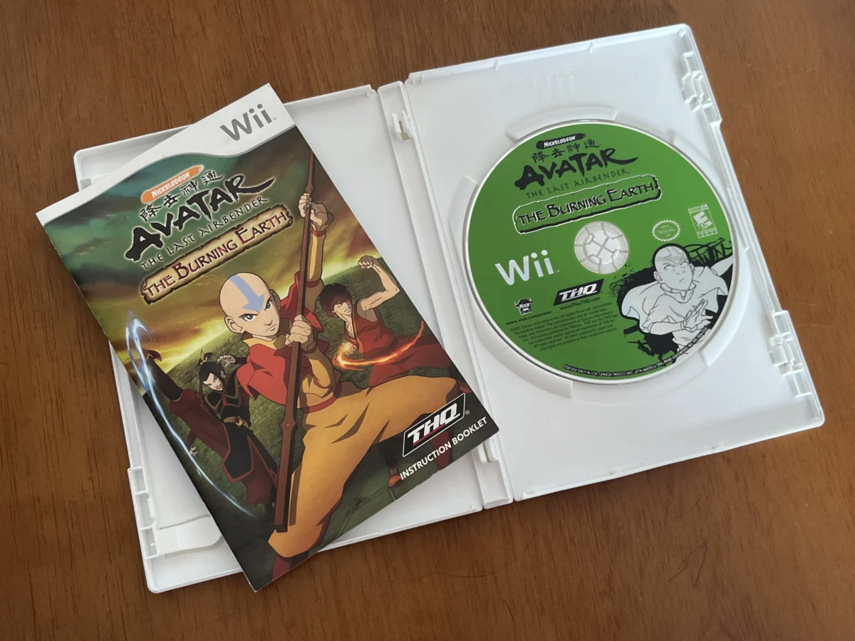 CX/ ORIGINAL! AVATAR: THE LAST AIRBENDER! THE BURNING EARTH! 39,00 SEGUIDOS DE 8,00