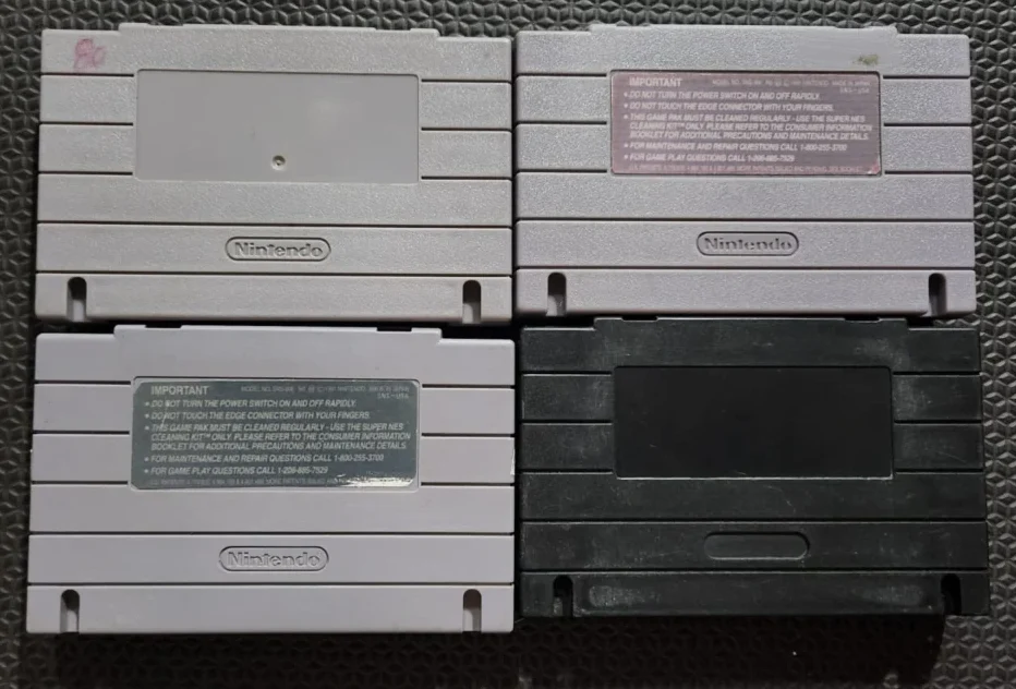 DN/ D***el /LOTE COM 4 JOGOS DE SNES 53,00 SEGUIDOS DE 7,00