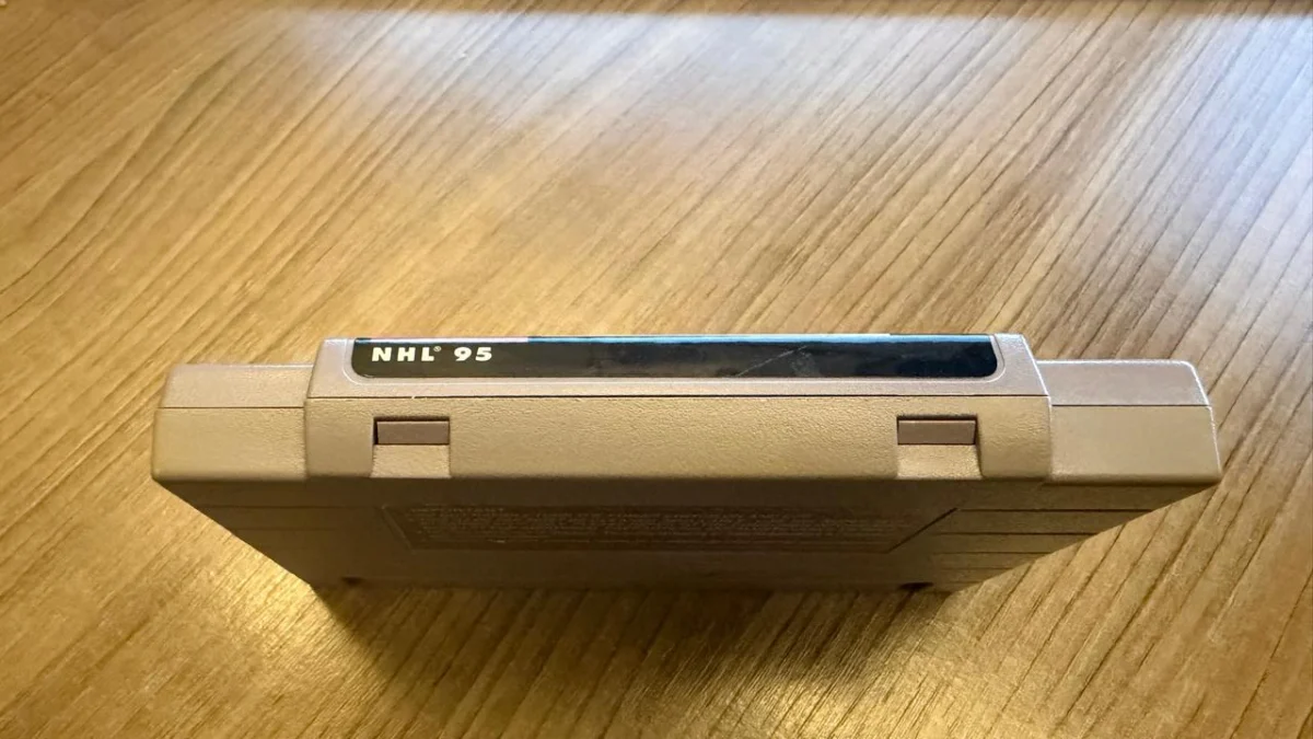 R9/ m*****lo /ORIGINAL NHL 95! 53,00 SEGUIDOS DE 7,00