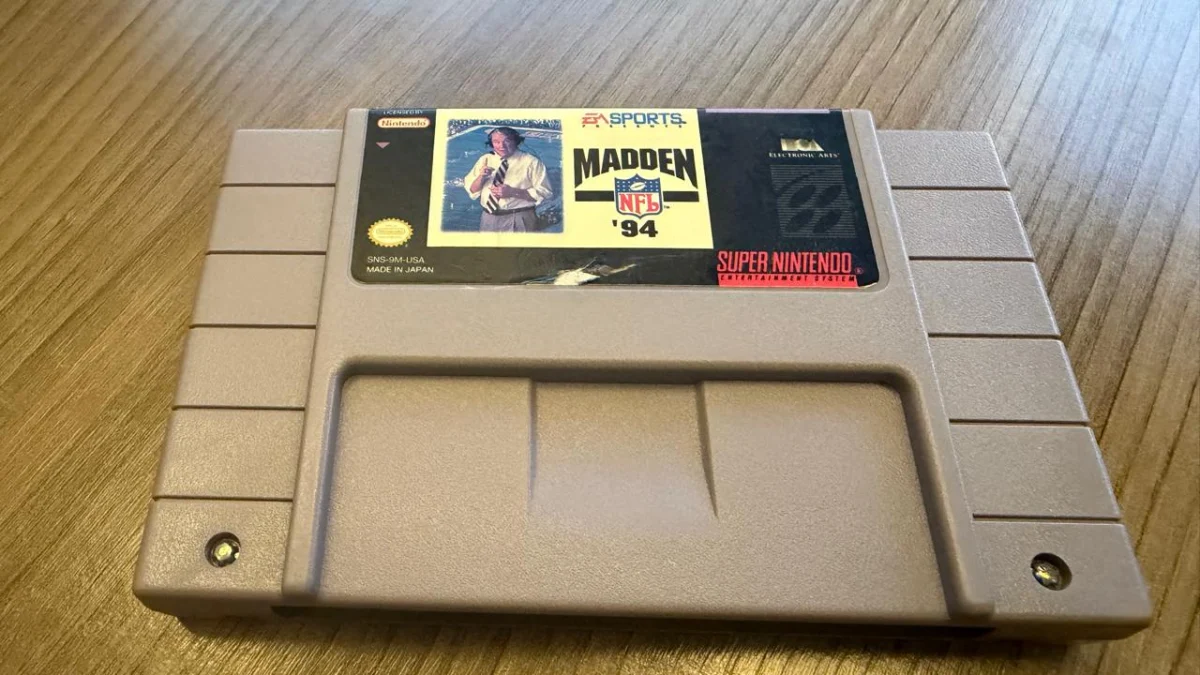 R9/ ORIGINAL MADDEN NFL 94! 53,00 SEGUIDOS DE 7,00