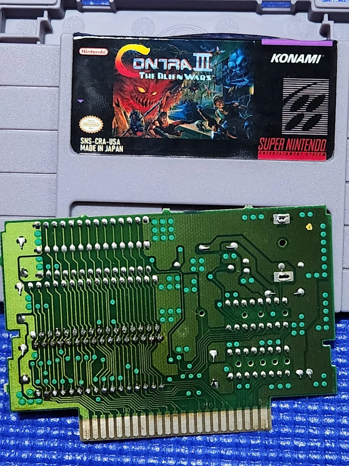 DN/ k******es /CONTRA III: THE ALIEN WARS 53,00 SEGUIDOS DE 8,00