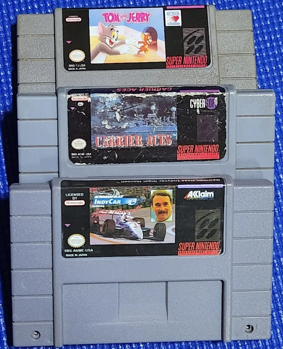 DN/ R*****DO /LOTE COM 3 JOGOS DE SNES 43,00 SEGUIDOS DE 7,00