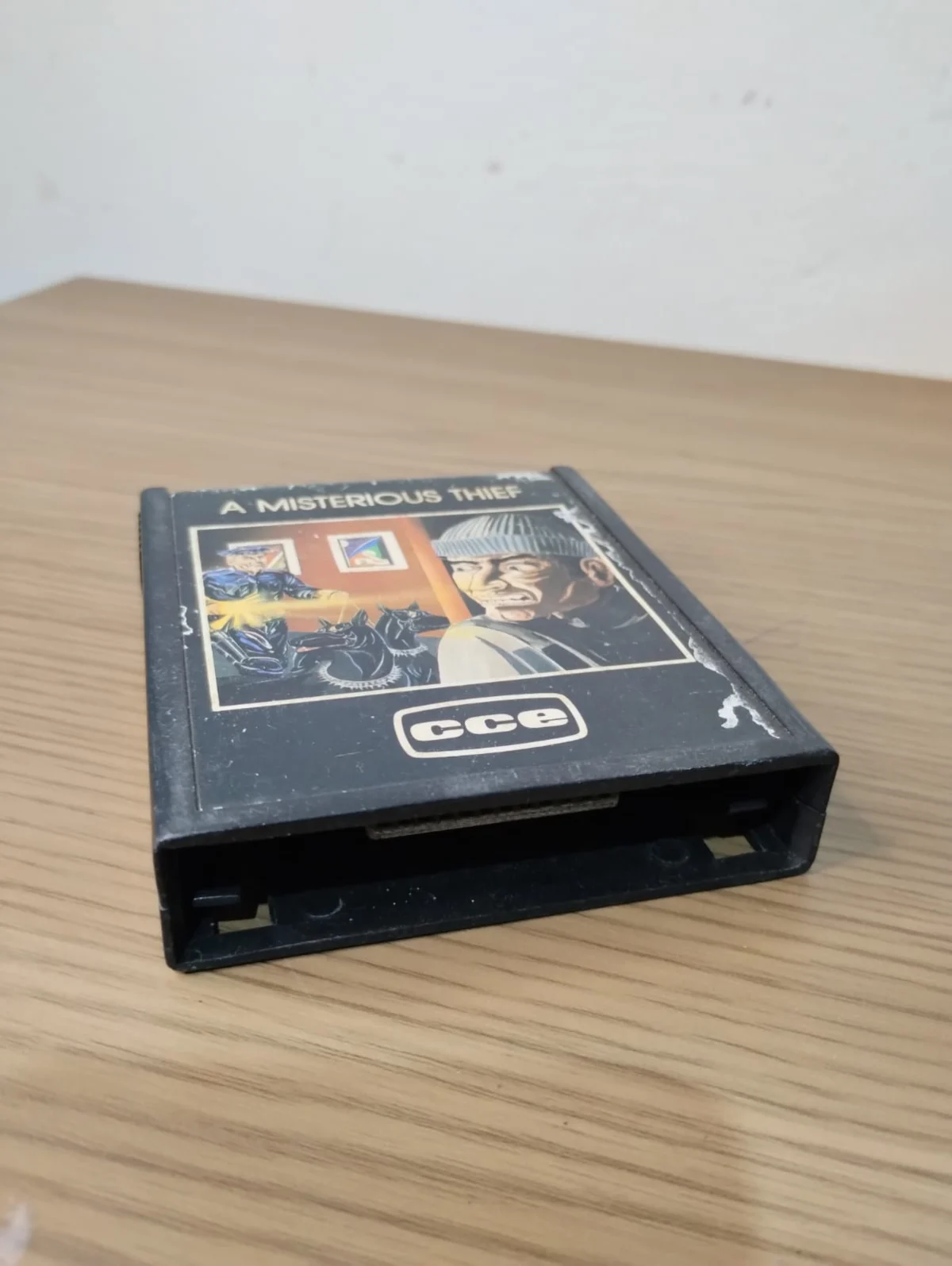 FH/ k******es /A Misterious Thief Atari 2600 44,00 Seguidos de 5,00