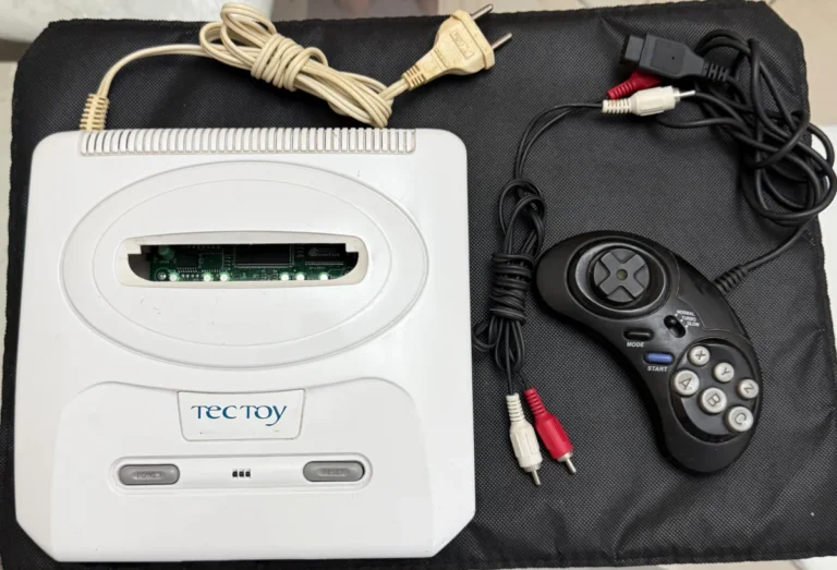 CX/ SUPER MEGA DRIVE 3! MUITOS JOGOS! TOPS! 123,00 SEGUIDOS DE 14,00