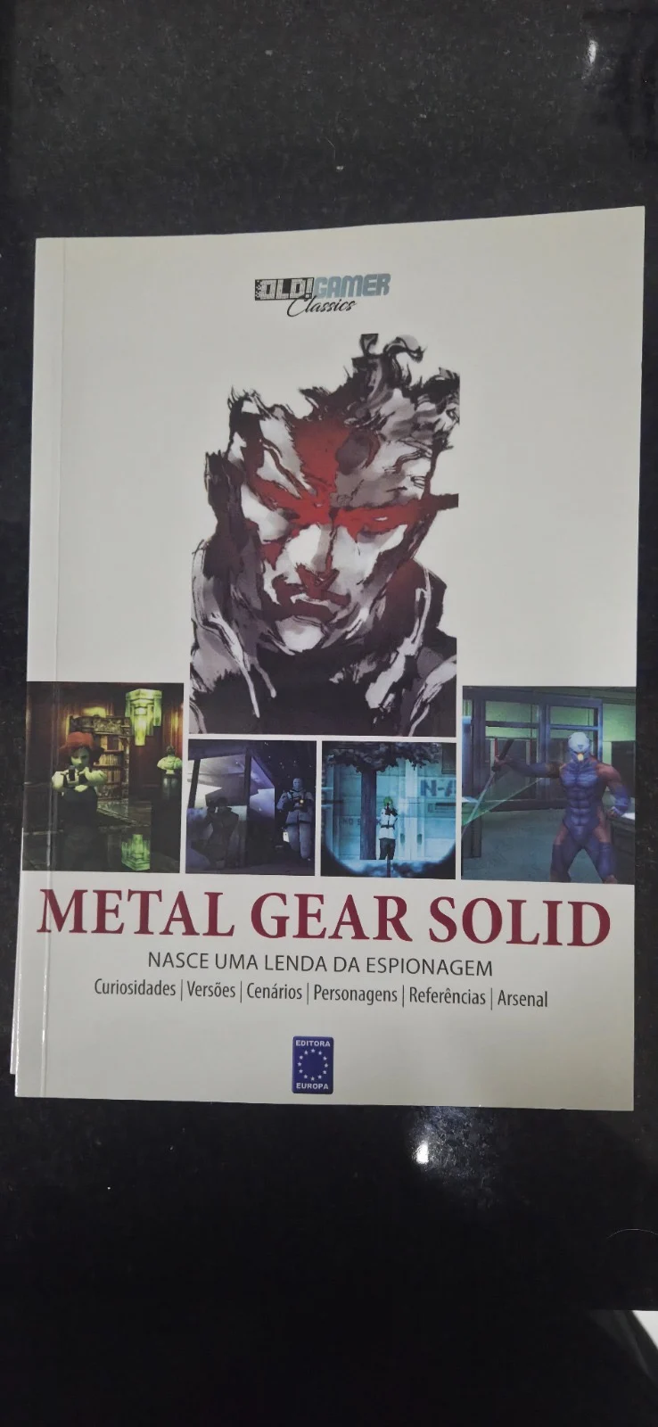 CX/ LOTE COM 2 LIVROS OLD!GAMER CLASSICS!  METAL GEAR SOLID! 31,00 SEGUIDOS DE 5,00