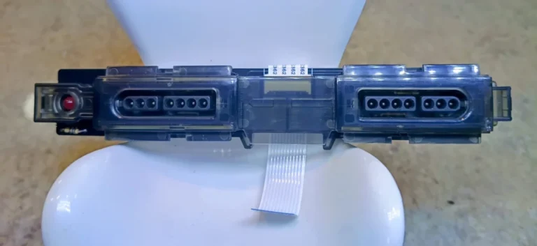 CX/ SLOT TRANSLÚCIDO DE CONTROLES PARA SUPER NINTENDO! 75,00 SEGUIDOS DE 9,00
