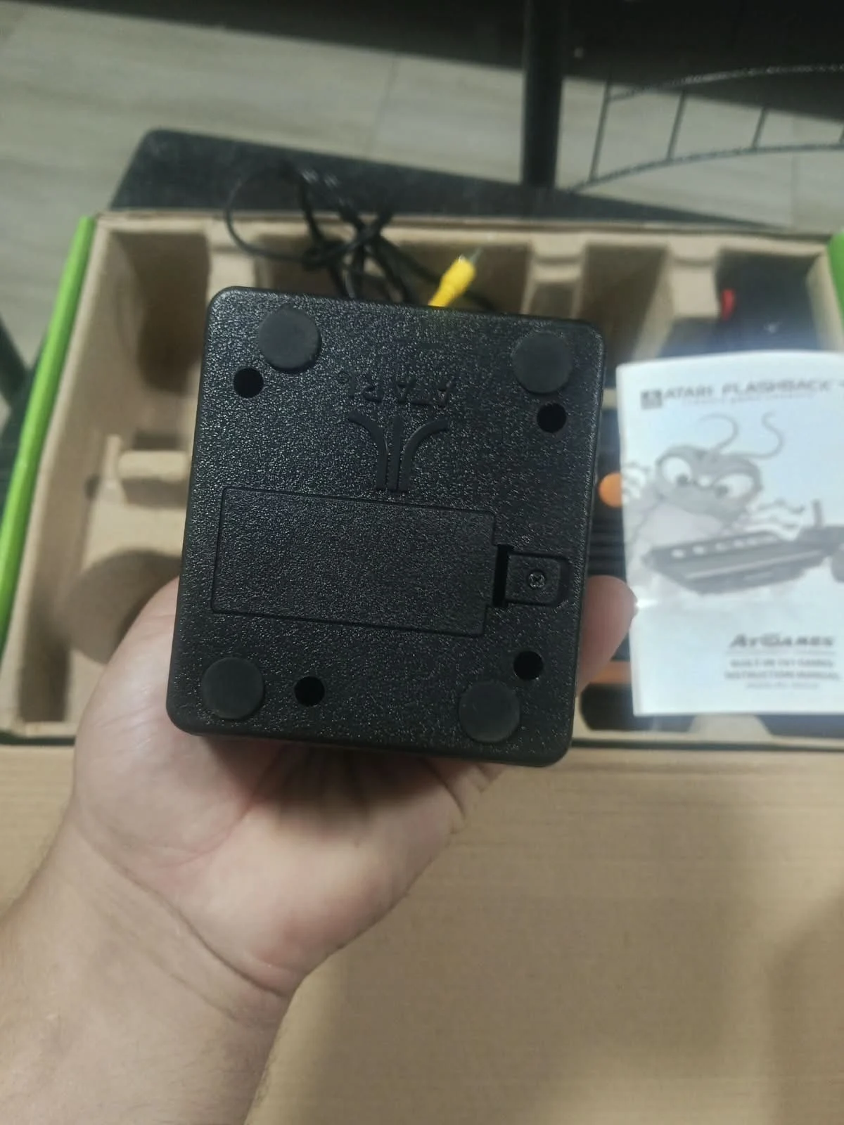 CX/ R****to B****ra C****ho /ORIGINAL! ATARI FLASHBACK 7! NA CAIXA! UM VERDADEIRO MERGULHO NA ERA DE OURO! 178,00 SEGUIDOS DE 23,00