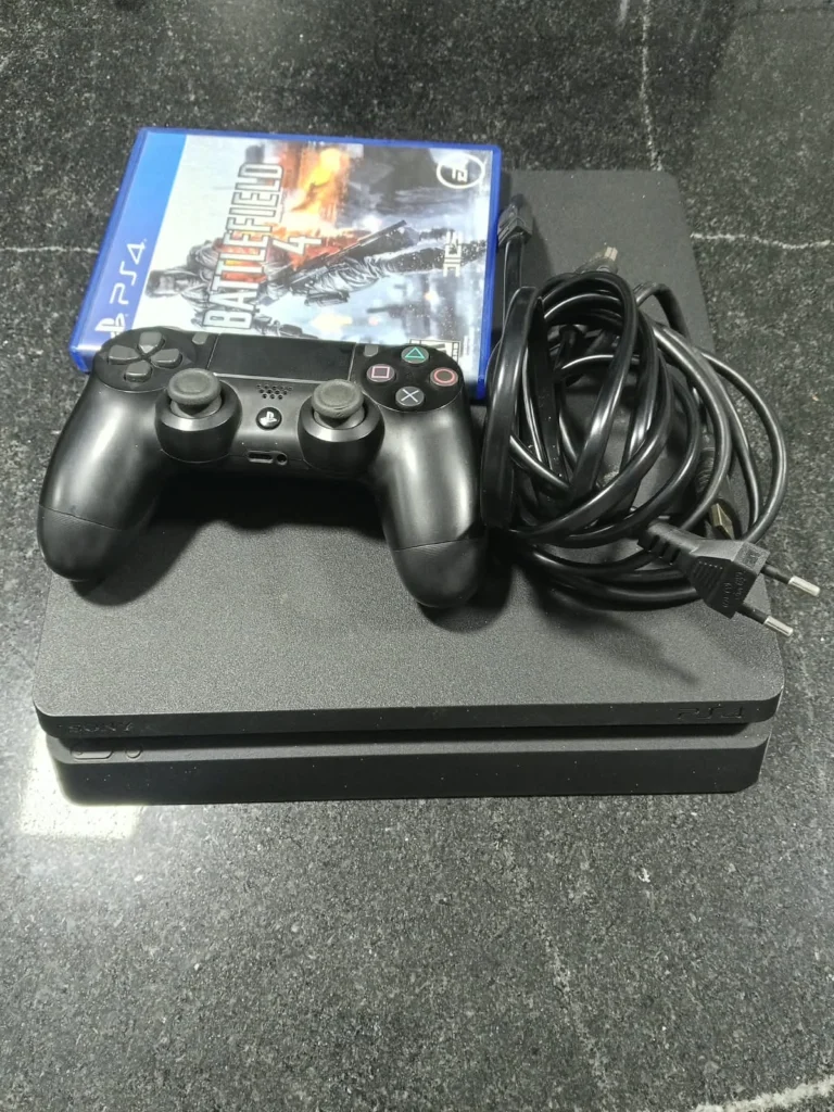 TA/ PLAYSTATION 4 100%! TOP! + JOGO! E ACESSÓRIOS! 797,00 SEGUIDOS DE 37,00