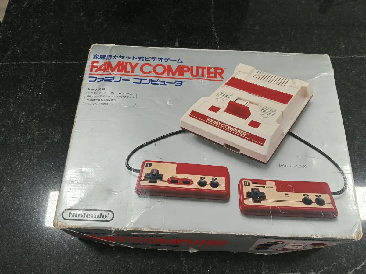 TA/ ORIGINAL! NINTENDO FAMICOM! NA CAIXA! TOP!  297,00 SEGUIDOS DE 37,00