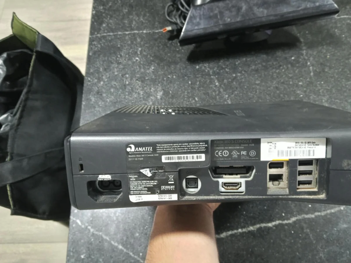 TA/ CONSOLE XBOX 360! MICROSOFT! 178,00 SEGUIDOS DE 20,00