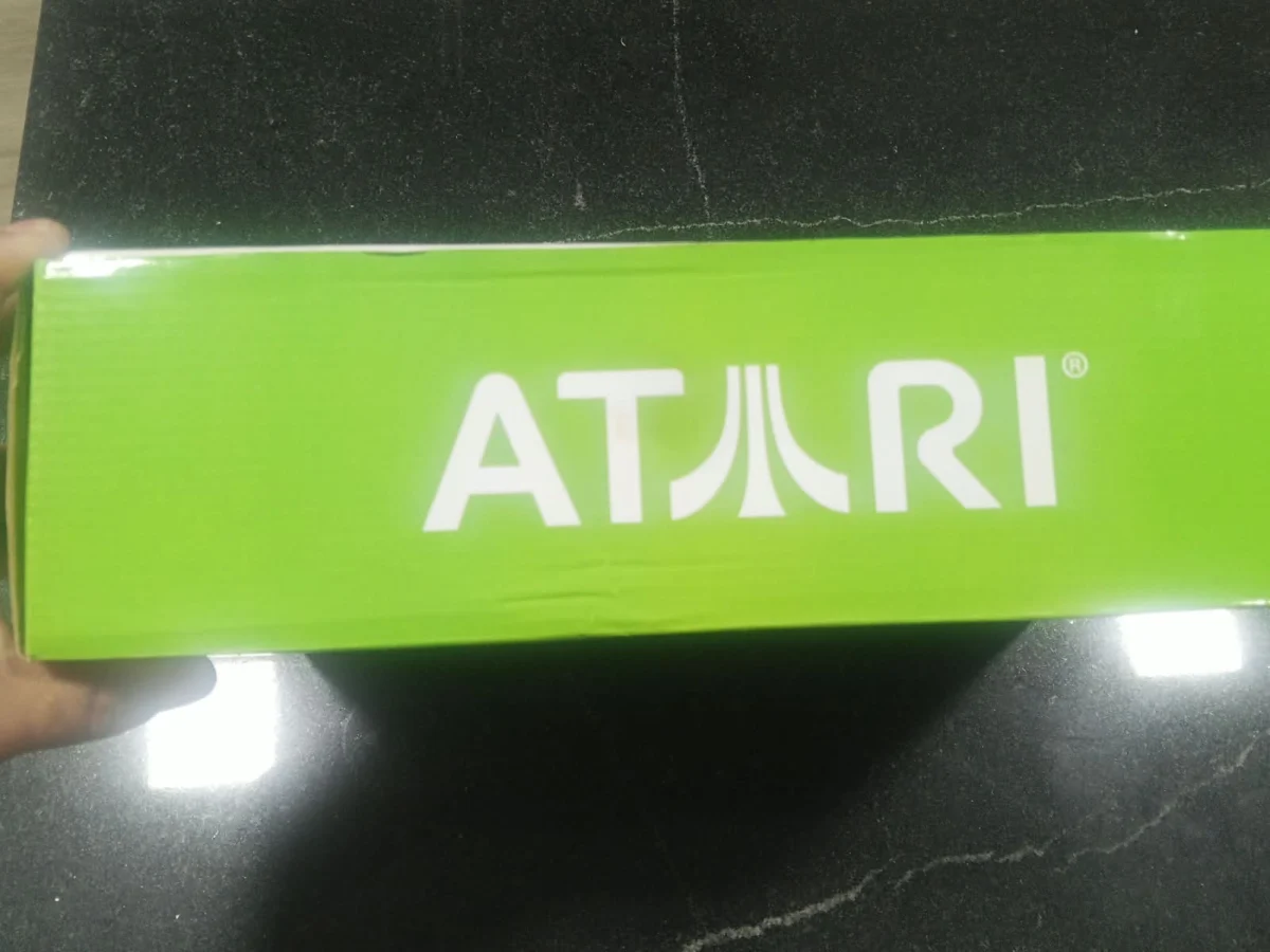 CX/ R****to B****ra C****ho /ORIGINAL! ATARI FLASHBACK 7! NA CAIXA! UM VERDADEIRO MERGULHO NA ERA DE OURO! 178,00 SEGUIDOS DE 23,00