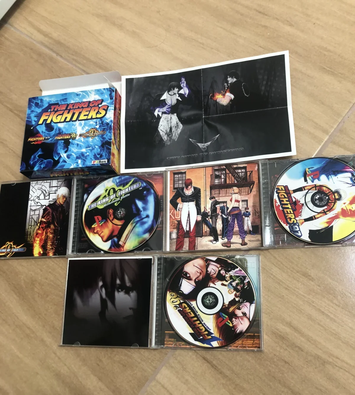 B9/ BOX KING OF FIGHTERS PS1 33,00 SEGUIDOS 5,00