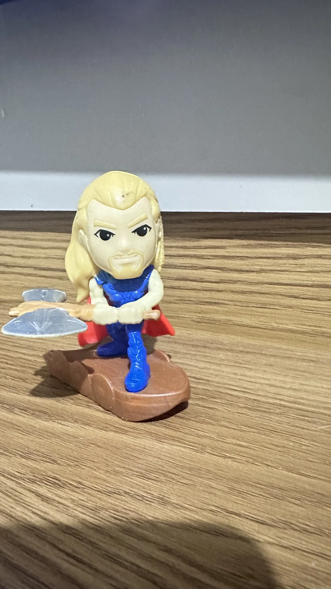NR/ BONECO THOR 12,00 SEGUIDOS DE 3,00