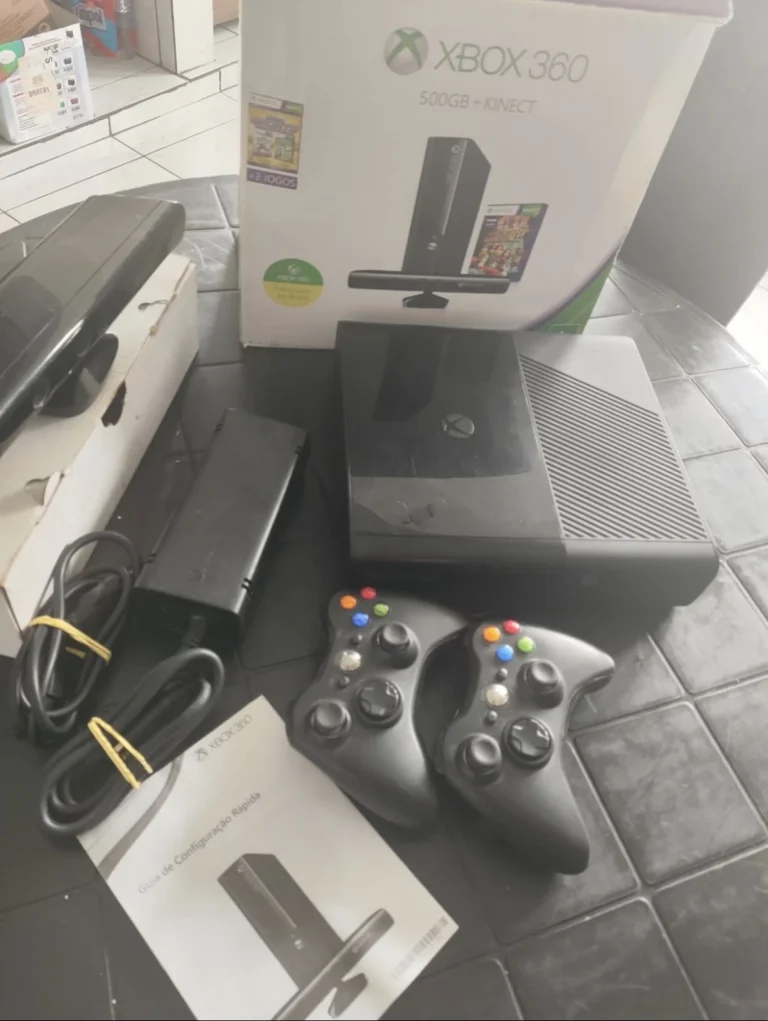 WA/ CONSOLE XBOX 360 NA CAIXA! TOP! 177,00 SEGUIDOS DE 23,00