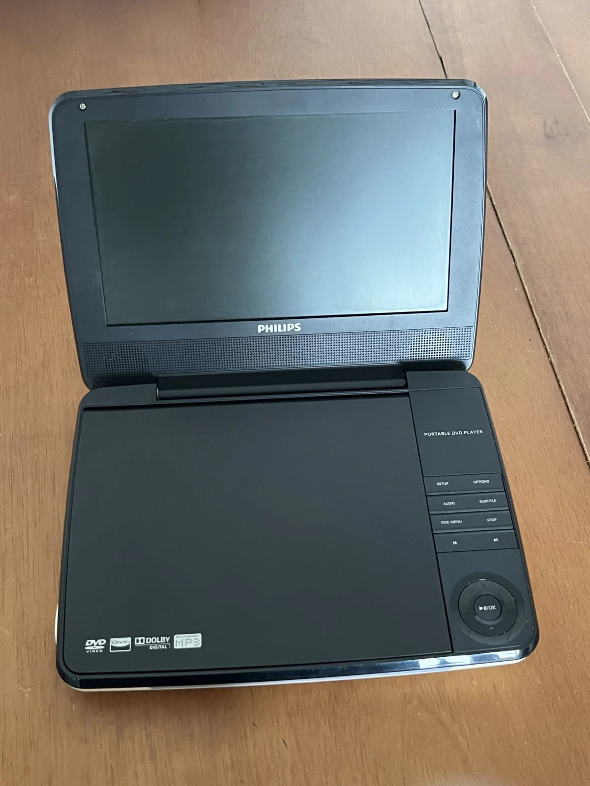 F2/ L****88 /APARELHO DE DVD PORTATIL COM TELA! TOP! 43,00 SEGUIDOS DE 9,00