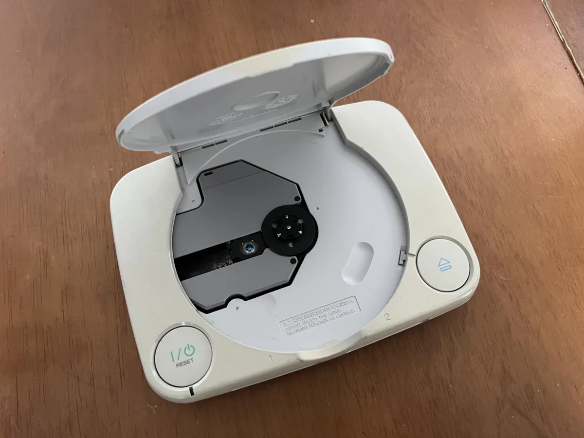 CX/ PLAYSTATION! SONY PS ONE! PS1 SLIM ! 68,00 SEGUIDDOS DE 9,00