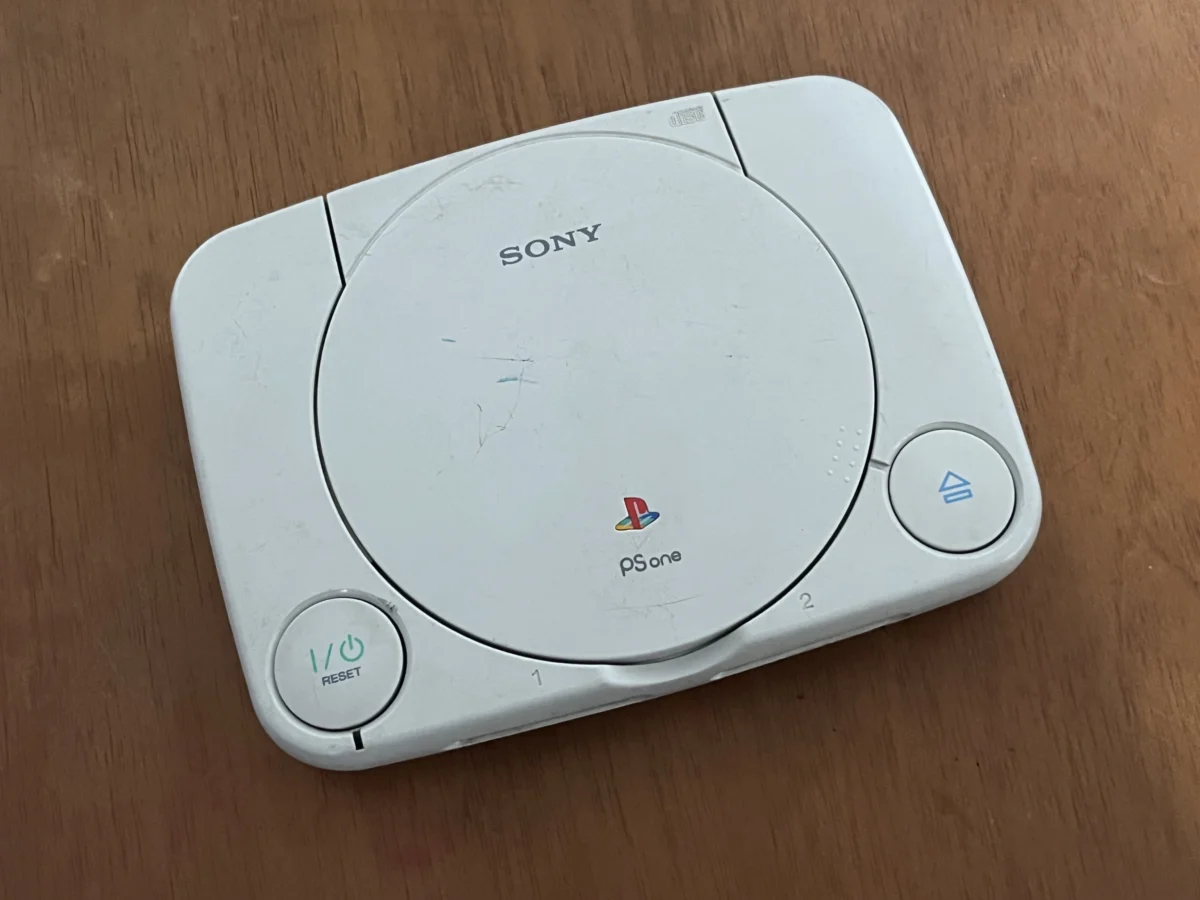 CX/ SONY PS ONE!  PS1 SLIM – MODELO SCPH-101! TOP! 40,00 SEGUIDOS DE 7,00