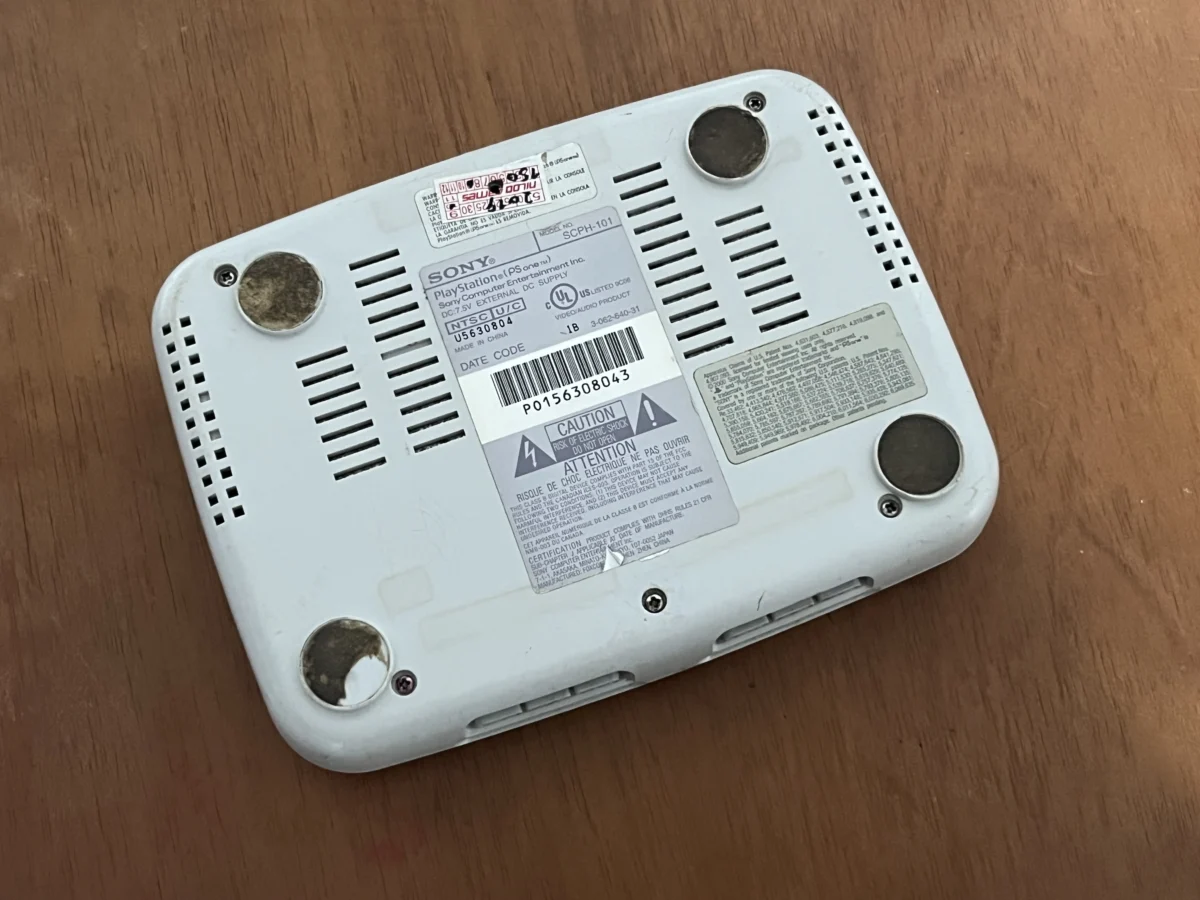 CX/ SONY PS ONE!  PS1 SLIM – MODELO SCPH-101! TOP! 40,00 SEGUIDOS DE 7,00