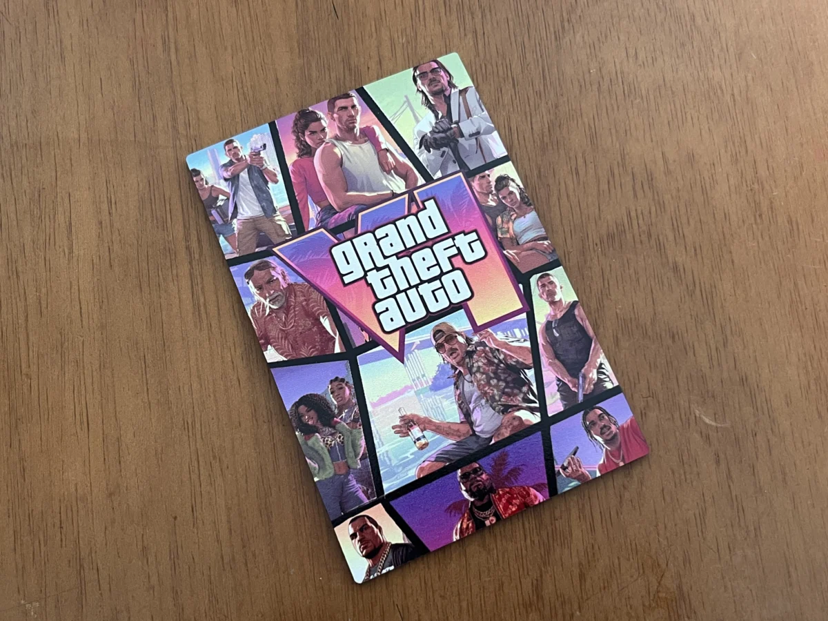 CX/ MDF GTA 6! TOP! PERFFEITO PARA DECORAÇÃO E COLEÇÃO! 10,00 SEGUIDOS DE 5,00